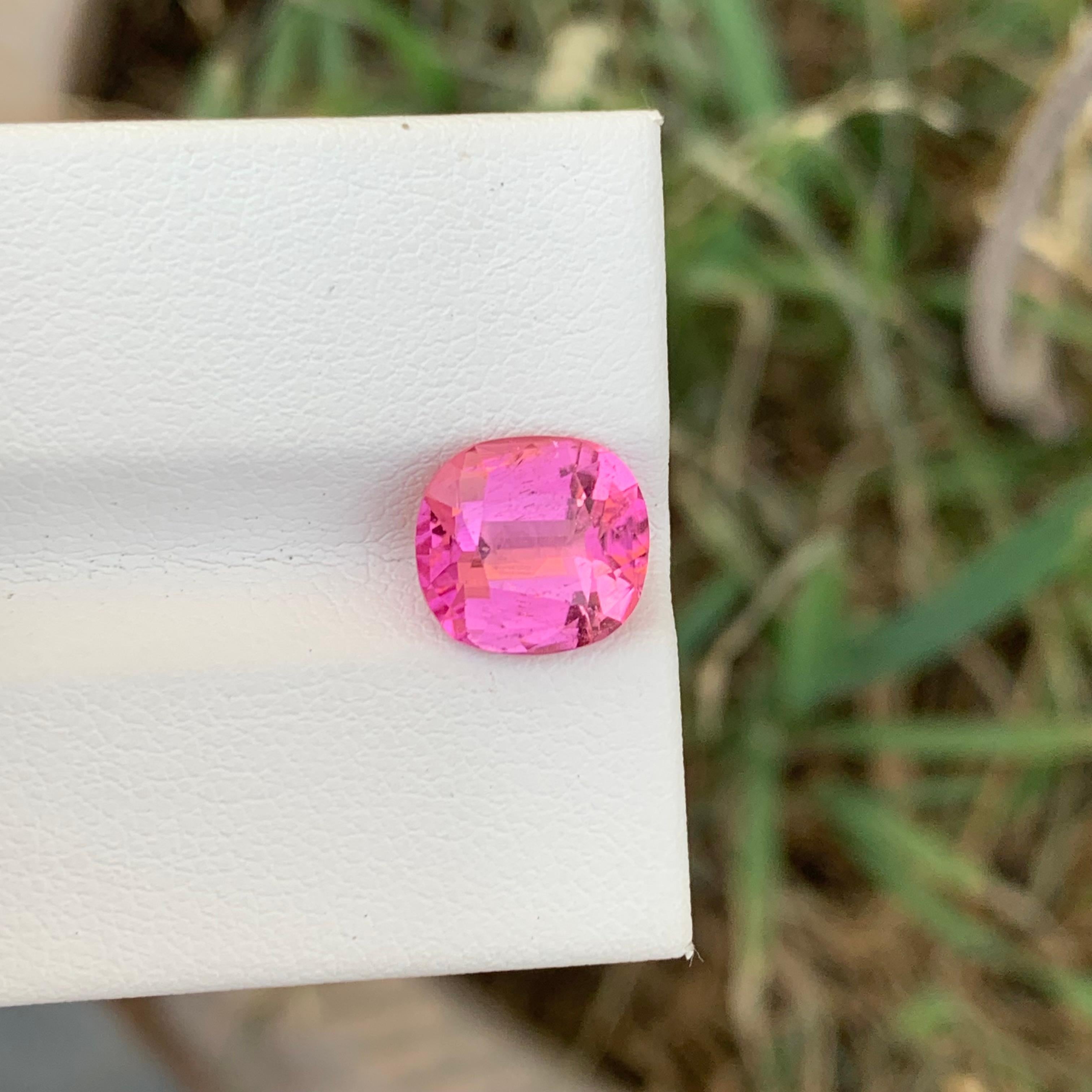 Tourmaline rose douce de 2,85 carats en forme de coussin pour bague Neuf - En vente à Peshawar, PK