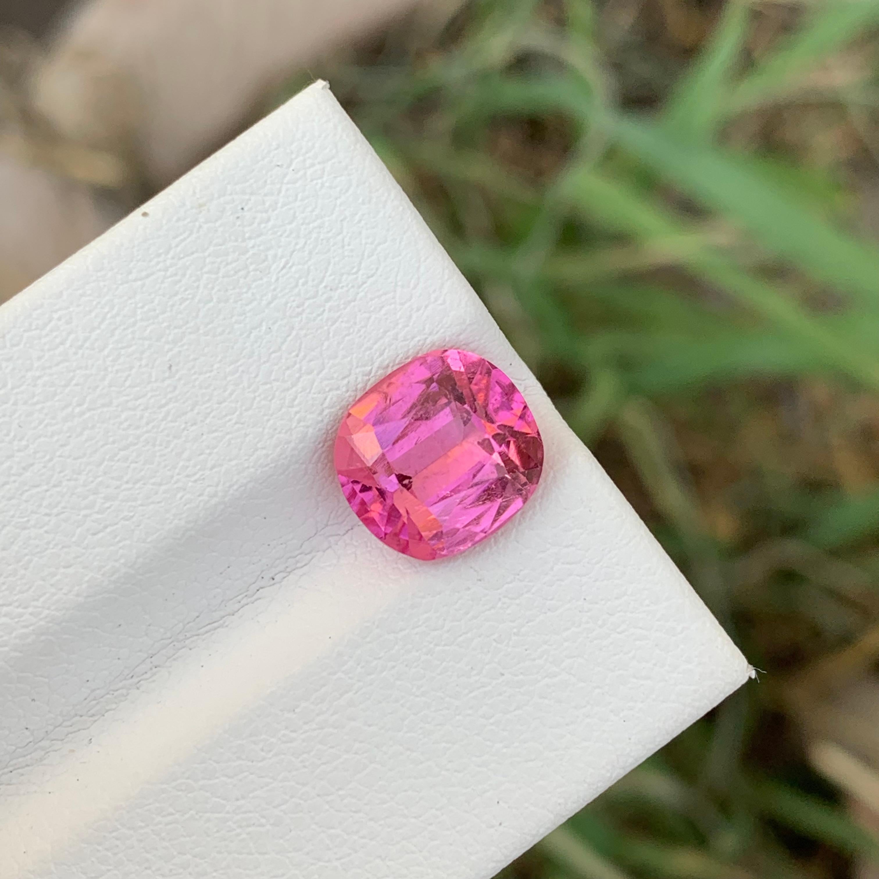 Tourmaline rose douce de 2,85 carats en forme de coussin pour bague Unisexe en vente