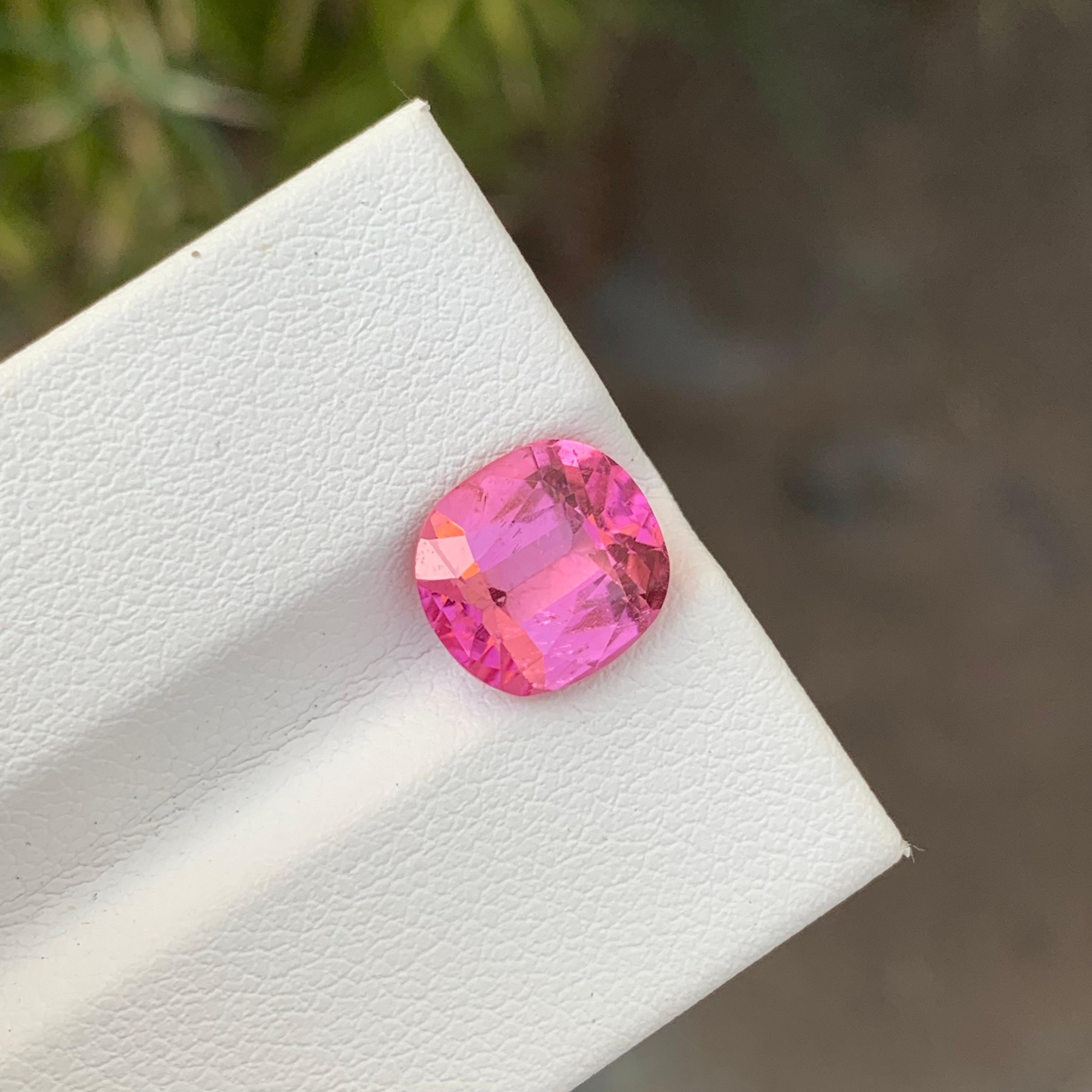 Tourmaline rose douce de 2,85 carats en forme de coussin pour bague en vente 1