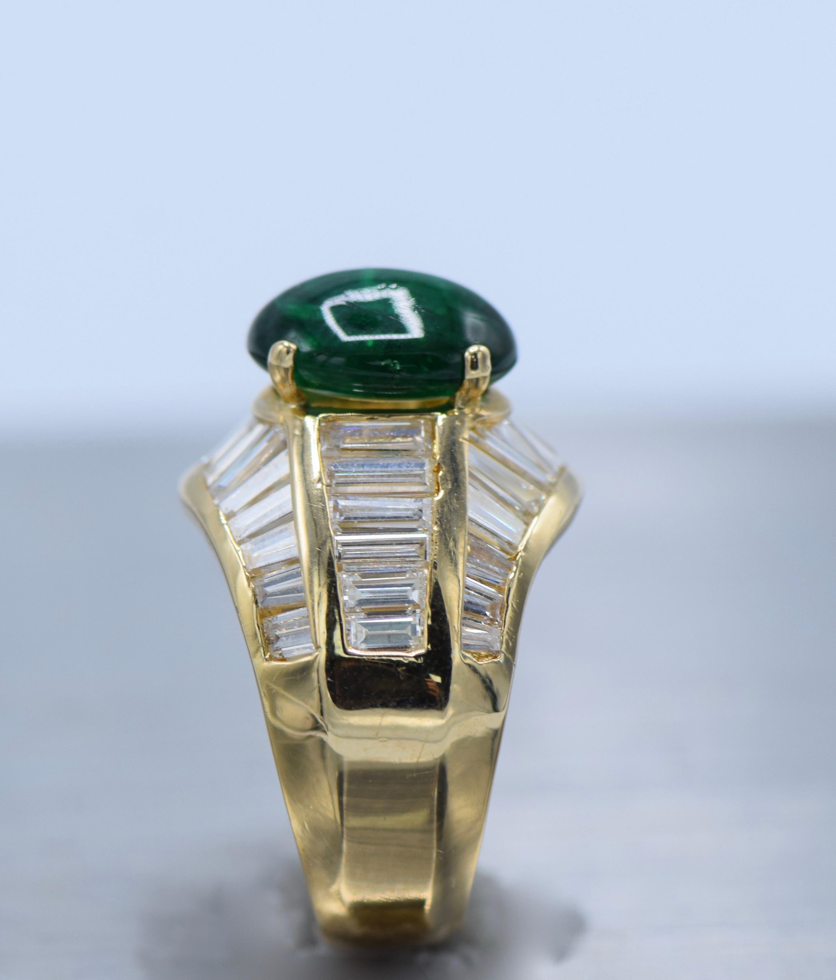 2.85 Carat Oval Cabochon Emerald and Diamond Ring In Excellent Condition In New York, NY