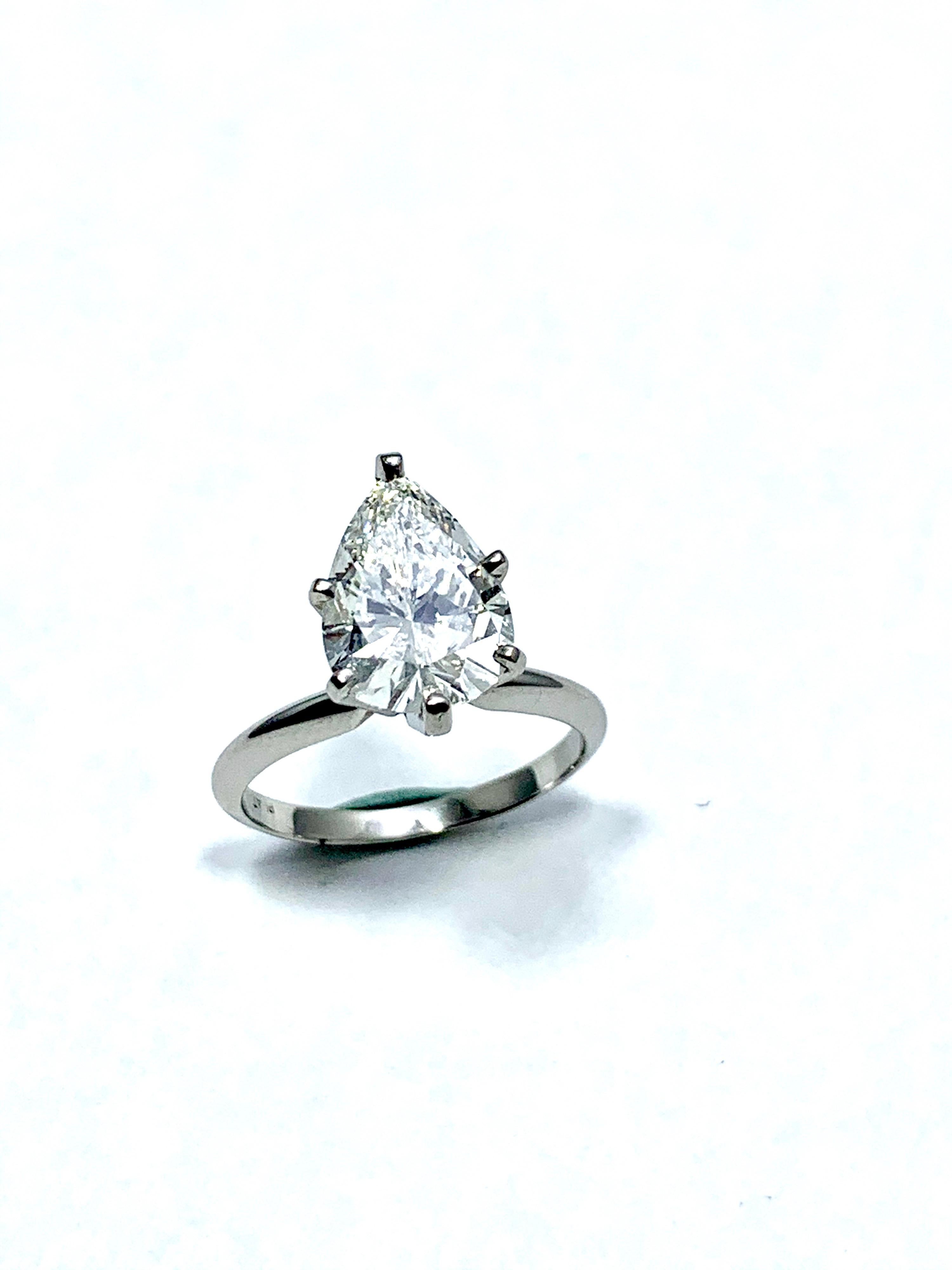 pointed oval diamond ring