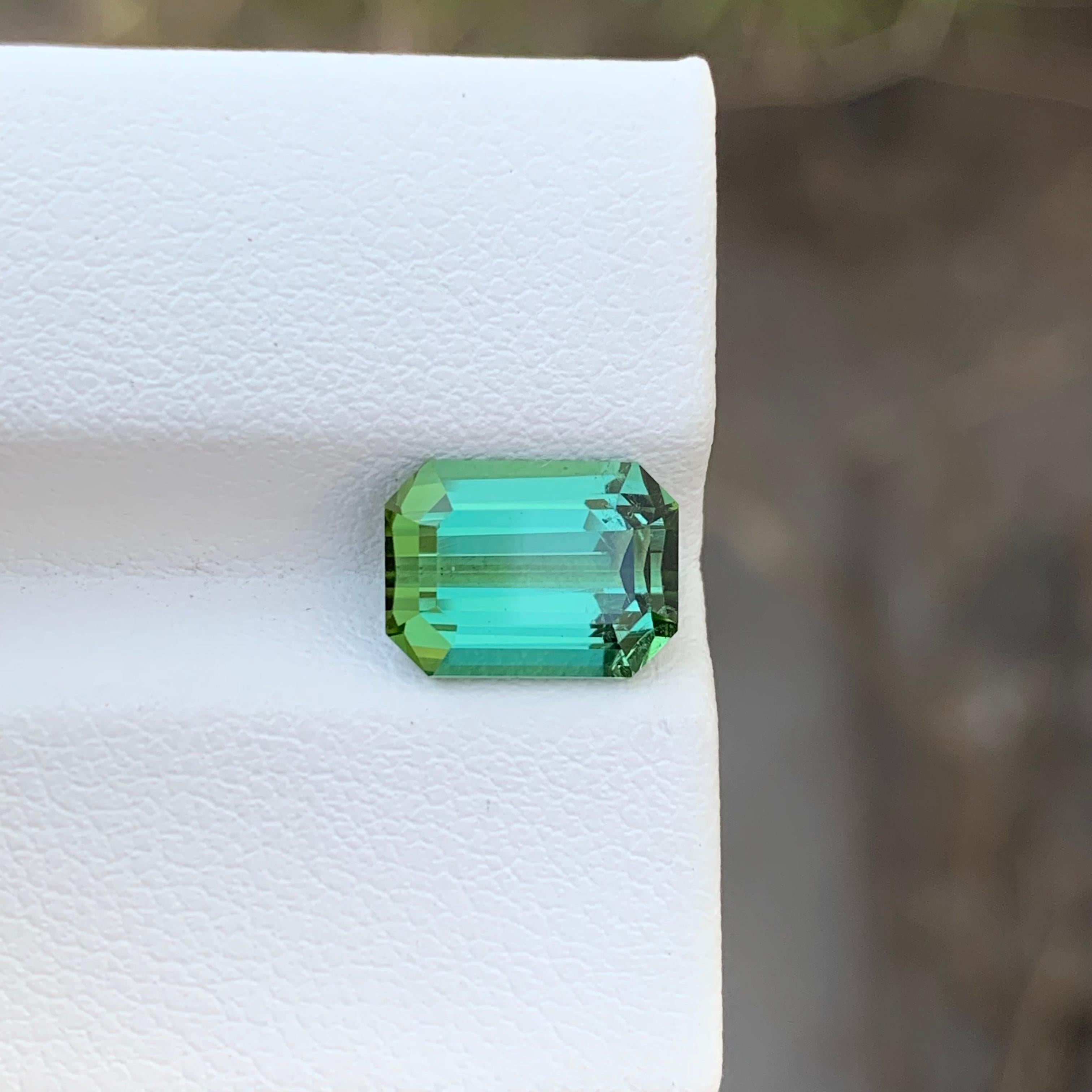 Arts and Crafts 2.85 Carats Natural Loose Emerald Shape Mint Tourmaline Gem For jewellery  For Sale