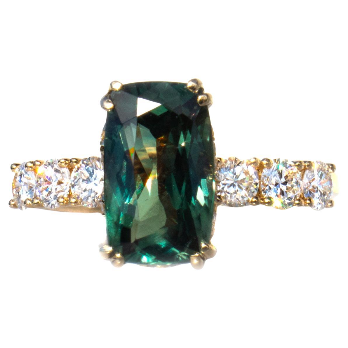 2.85 ct Natural Cushion Alexandrite and Diamond 18K Ring