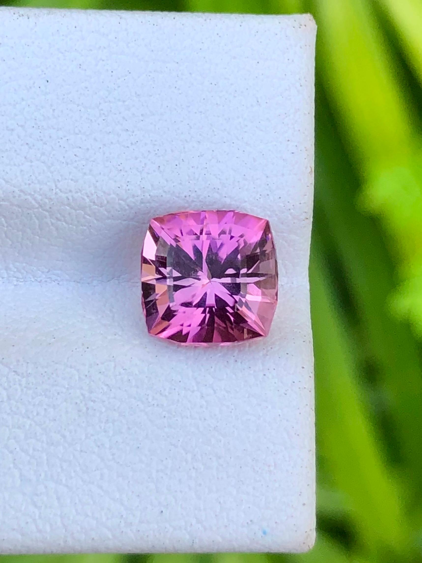 2,85 carati di tormalina rosa naturale, taglio di precisione, chiarezza e pulizia degli occhi in vendita 5