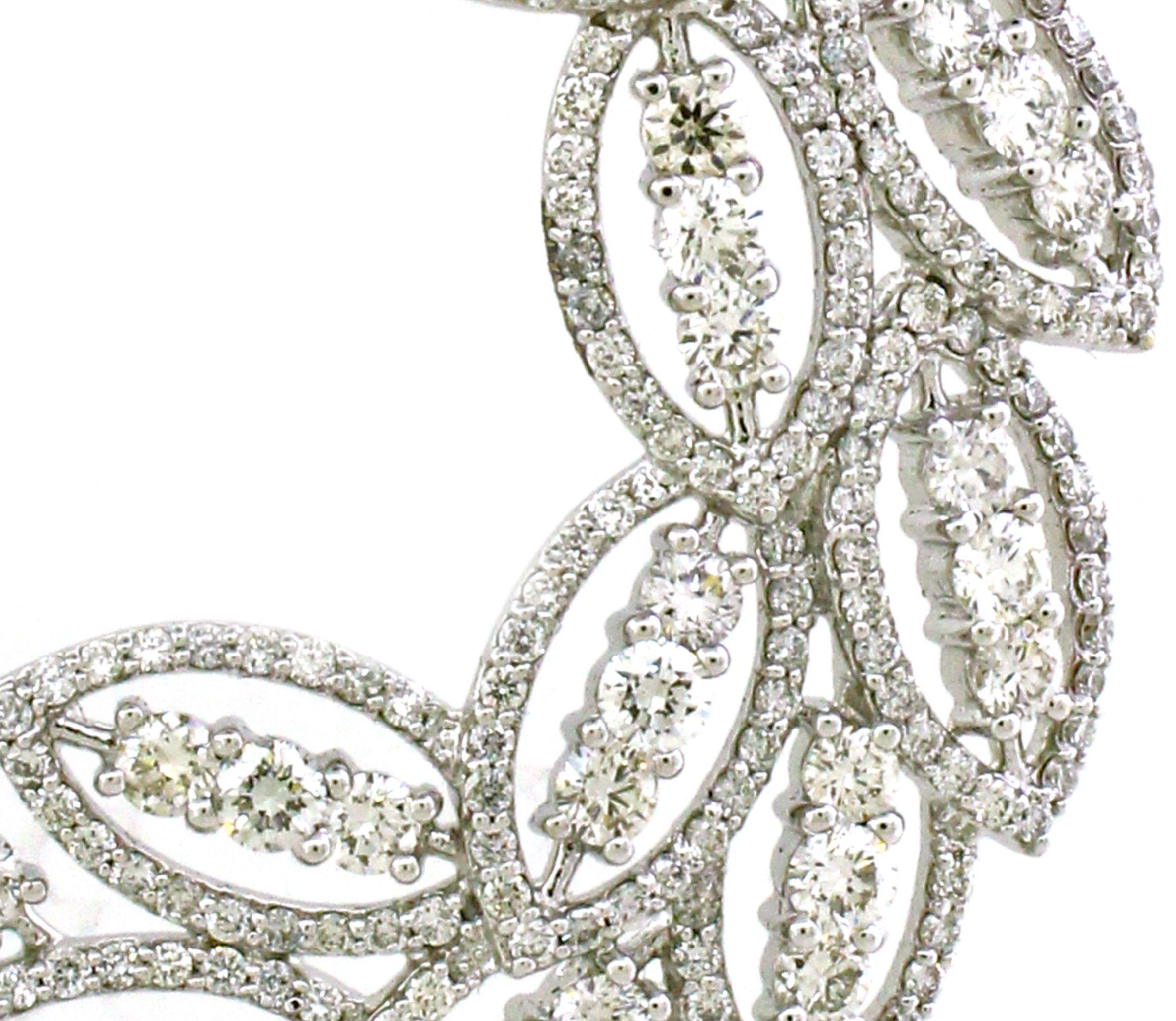 Moderne Pendentif en diamant blanc de 2,85 cts en vente
