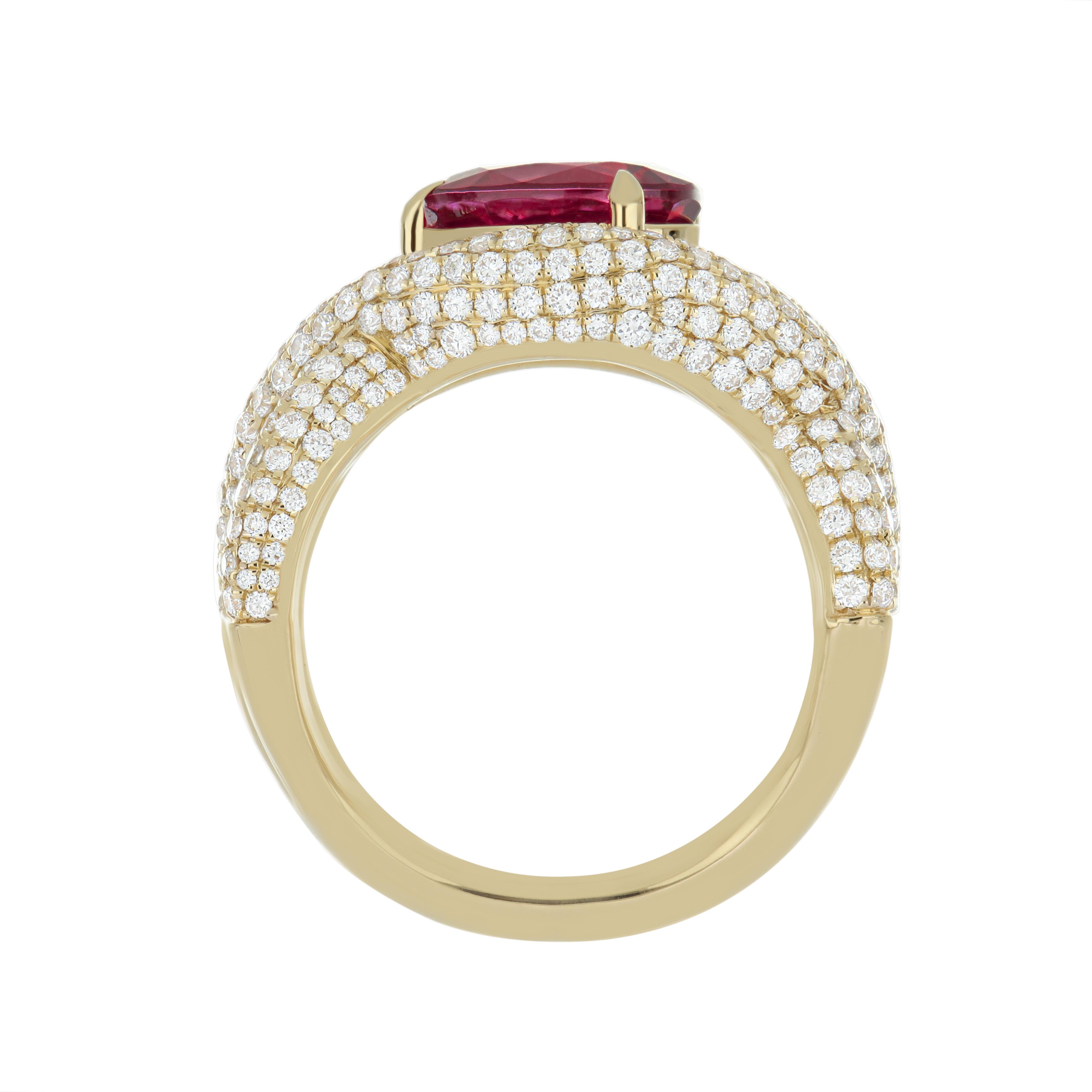 Oval Cut 2.85 CT's Rubellite & Diamond Ring in 18 karat Yellow Gold Hand-crafted Ring For Sale