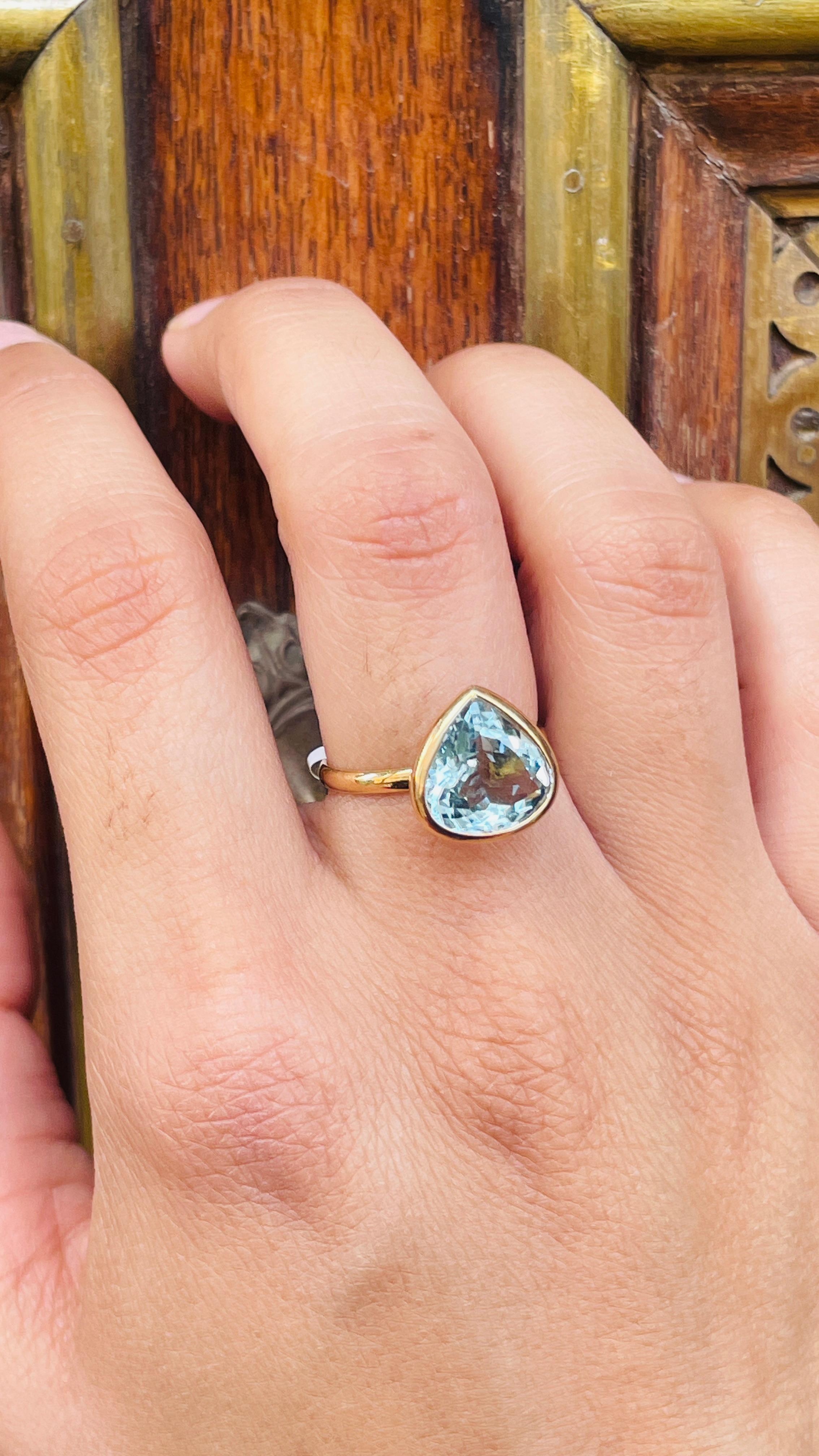 For Sale:  2.85 CTW Pear Cut Aquamarine Solitaire Ring Made in 18k Solid Yellow Gold 9