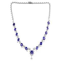 28,52 TCW Cuscino di tanzanite SI/H Diamante Cluster Collana in oro bianco 14K