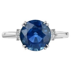 3.85ct GIA certified, round blue sapphire platinum ring. 