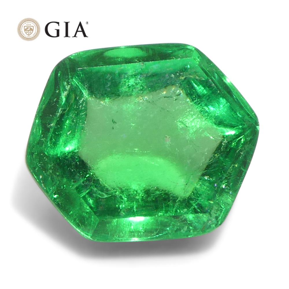 Émeraude verte cabochon hexagonale de 2,85 carats certifiée GIA de Colombie en vente 7