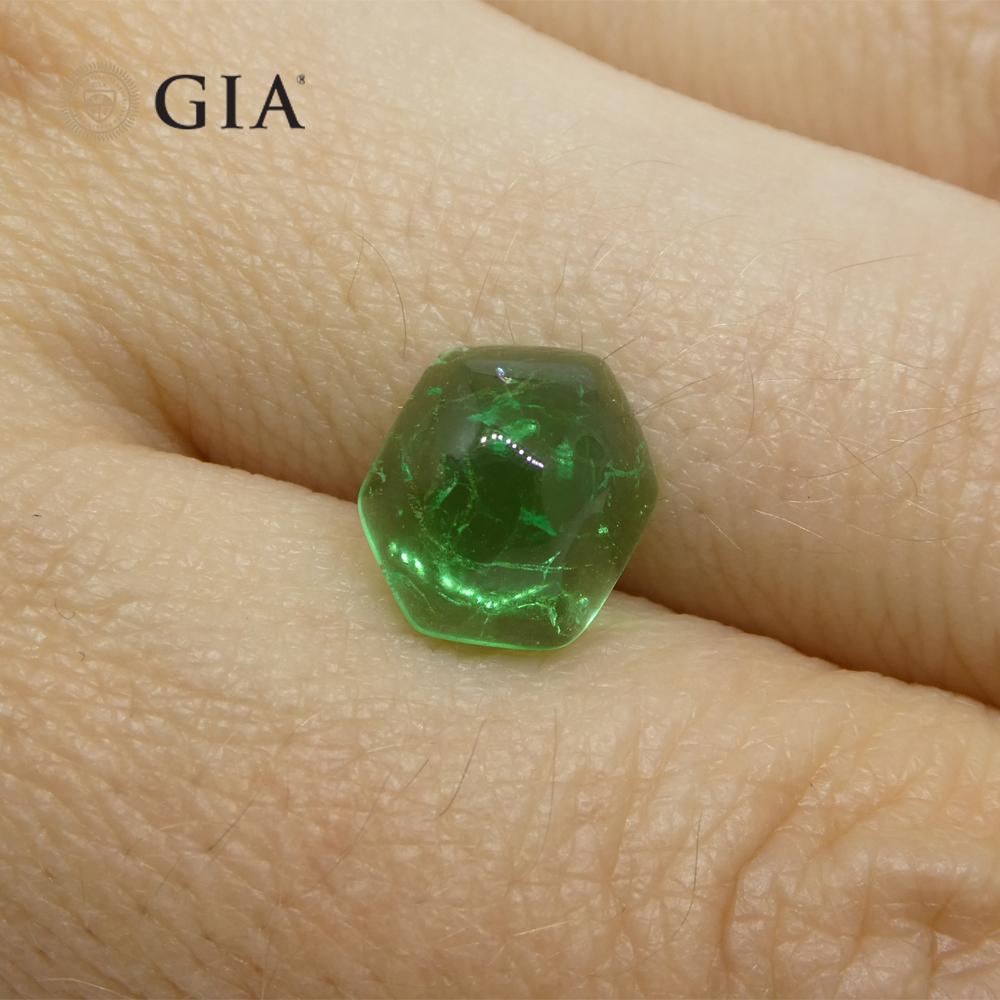 2.85ct Hexagonal Cabochon Green Emerald GIA Certified Colombia   In New Condition For Sale In Toronto, Ontario