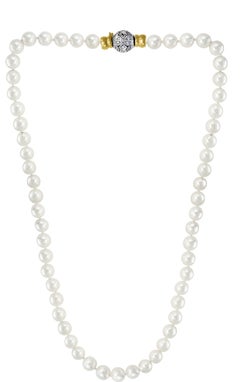 286 Akoya Pearls Strand Necklace and Bracelet Set 18 Karat Gold/ Diamond Clasp