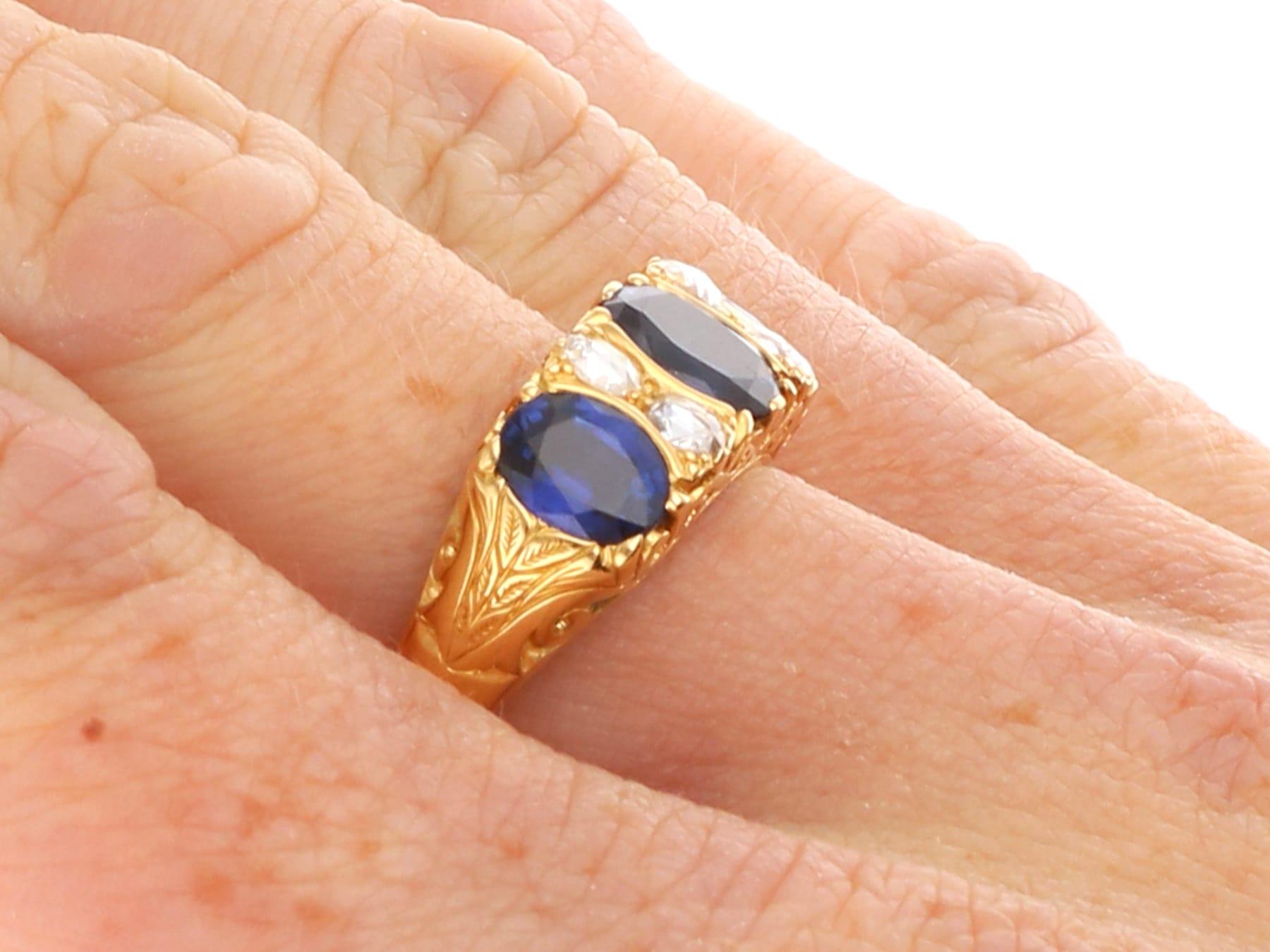 2.86 Carat Basaltic Sapphire 0.28 Carat Diamond 18k Yellow Gold Ring Circa 1980 in vendita 7