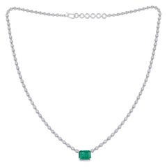 Collier ras du cou en or blanc 14 carats avec diamants et émeraudes de 2,86 carats