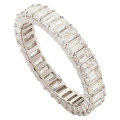 2.86 Carat Emerald Cut Diamond Eternity Band Ring in 14k Solid White Gold (Bague d'éternité en or blanc massif)