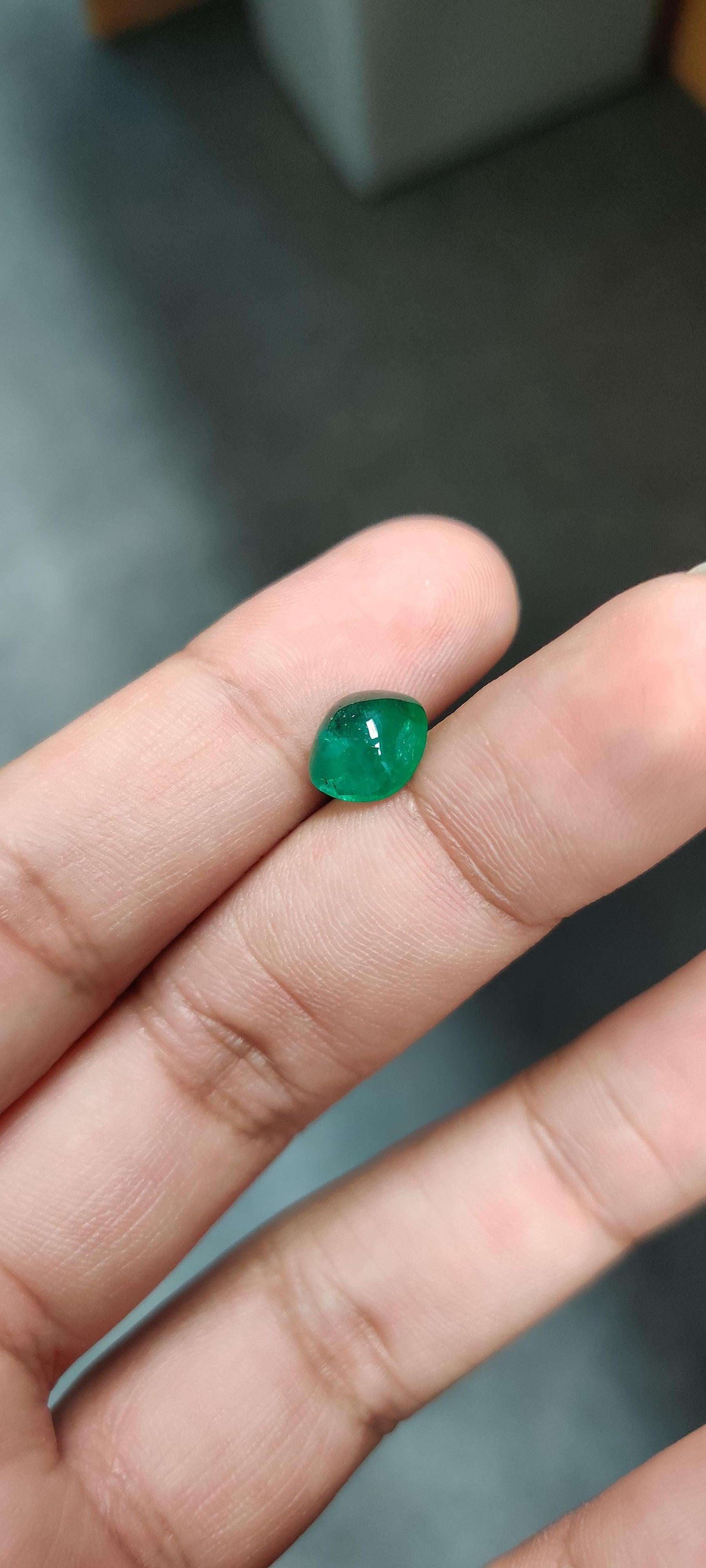 2.86 Carat Sugarloaf Zambian Emerald  For Sale 1