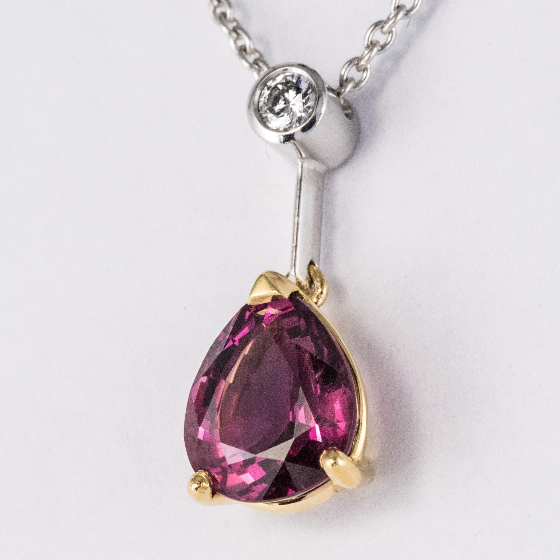 Modern 2.86 Carat Tourmaline Diamond 18 Karat White Gold Pendant Necklace