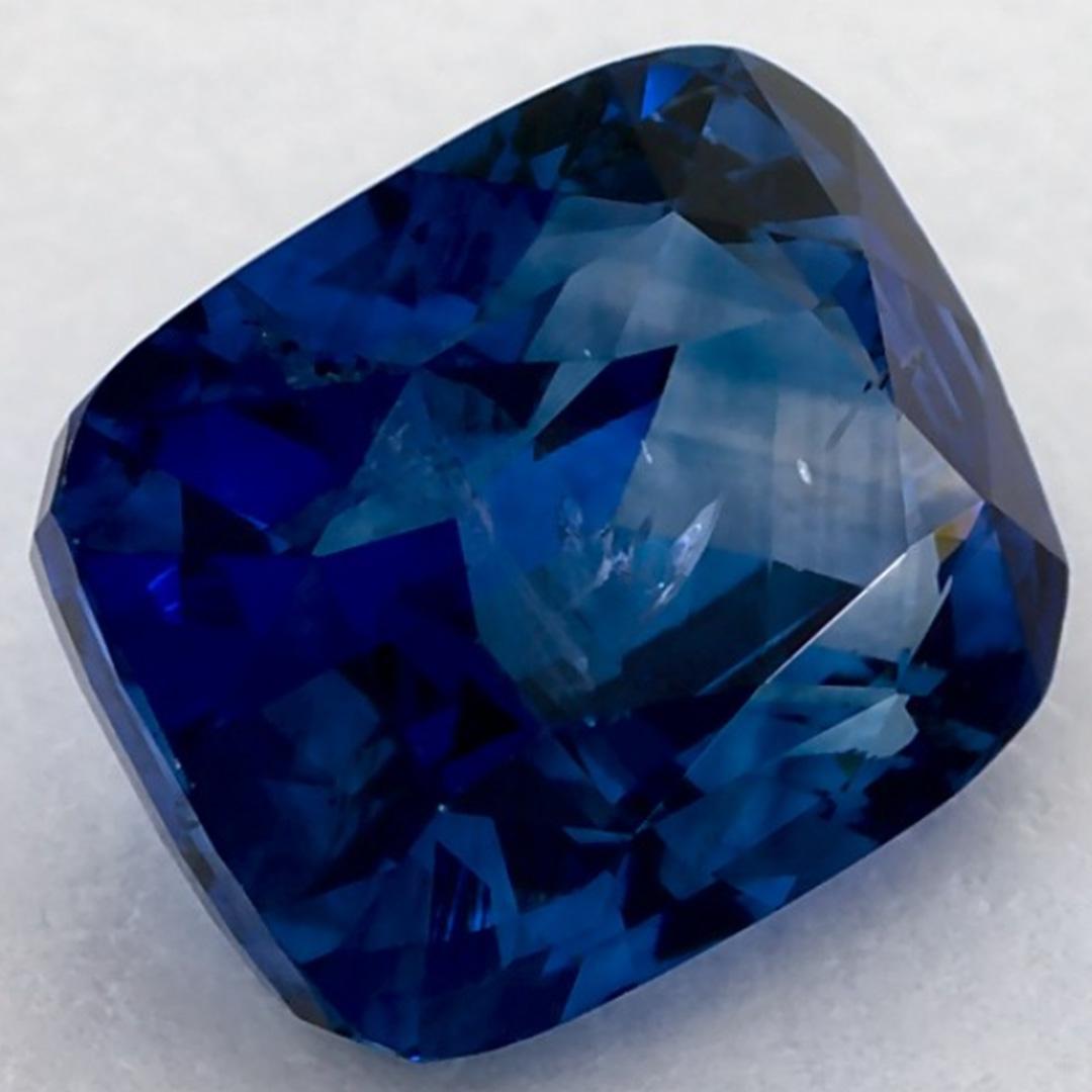 2.86 Karat Blauer Saphir Cushion Loser Edelstein (Kissenschliff) im Angebot