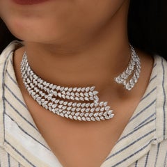 28.60 Karat SI/H Birnenschliff Diamant-Choker-Halskette 14 Karat Weißgold