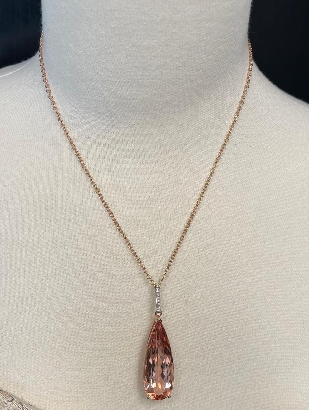 Morganite and Diamond Pendant Necklace, 28.63 Carats in Rose and White Gold  In New Condition For Sale In Los Angeles, CA