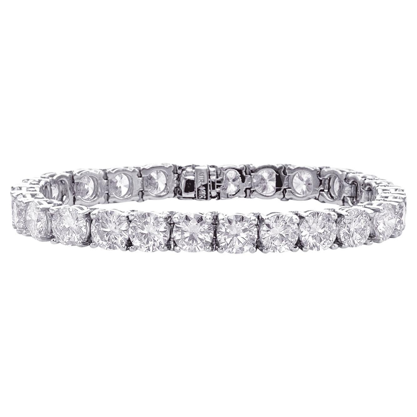 28.65 Carat, 1.20 Carat chacun, Bracelet de tennis en diamant naturel 7". en vente