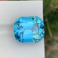 28.65 Carat Natural Loose Sky Blue Color Topaz For Pendant Jewelry African Gems