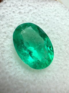 2.87 Carat 11x8mm Vibrant Green Colombian Emerald Oval Cut - May Birthstone Gem