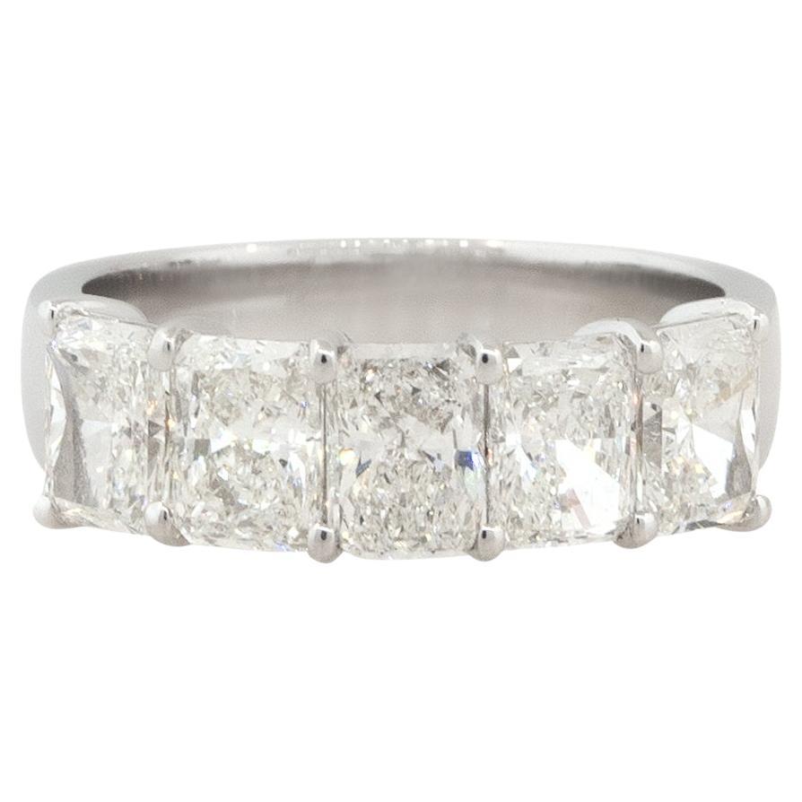 2.87 Carat 5 Stone Radiant Cut Diamond Wedding Band 18 Karat In Stock For Sale