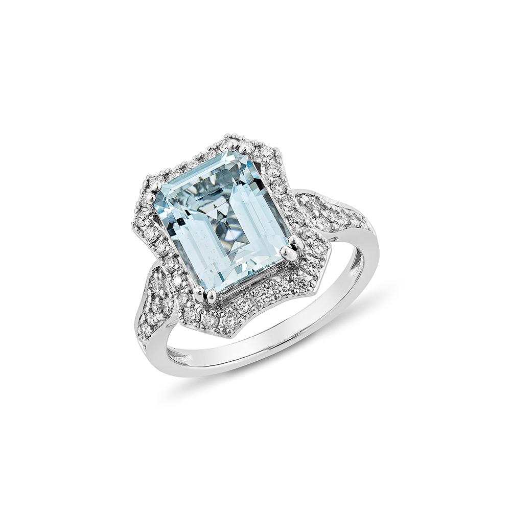 Contemporary 2.87 Carat Aquamarine Fancy Ring in 18Karat White Gold with White Diamond.    For Sale