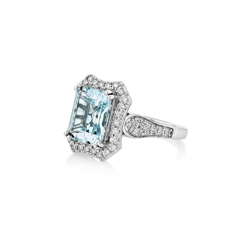 Octagon Cut 2.87 Carat Aquamarine Fancy Ring in 18Karat White Gold with White Diamond.    For Sale