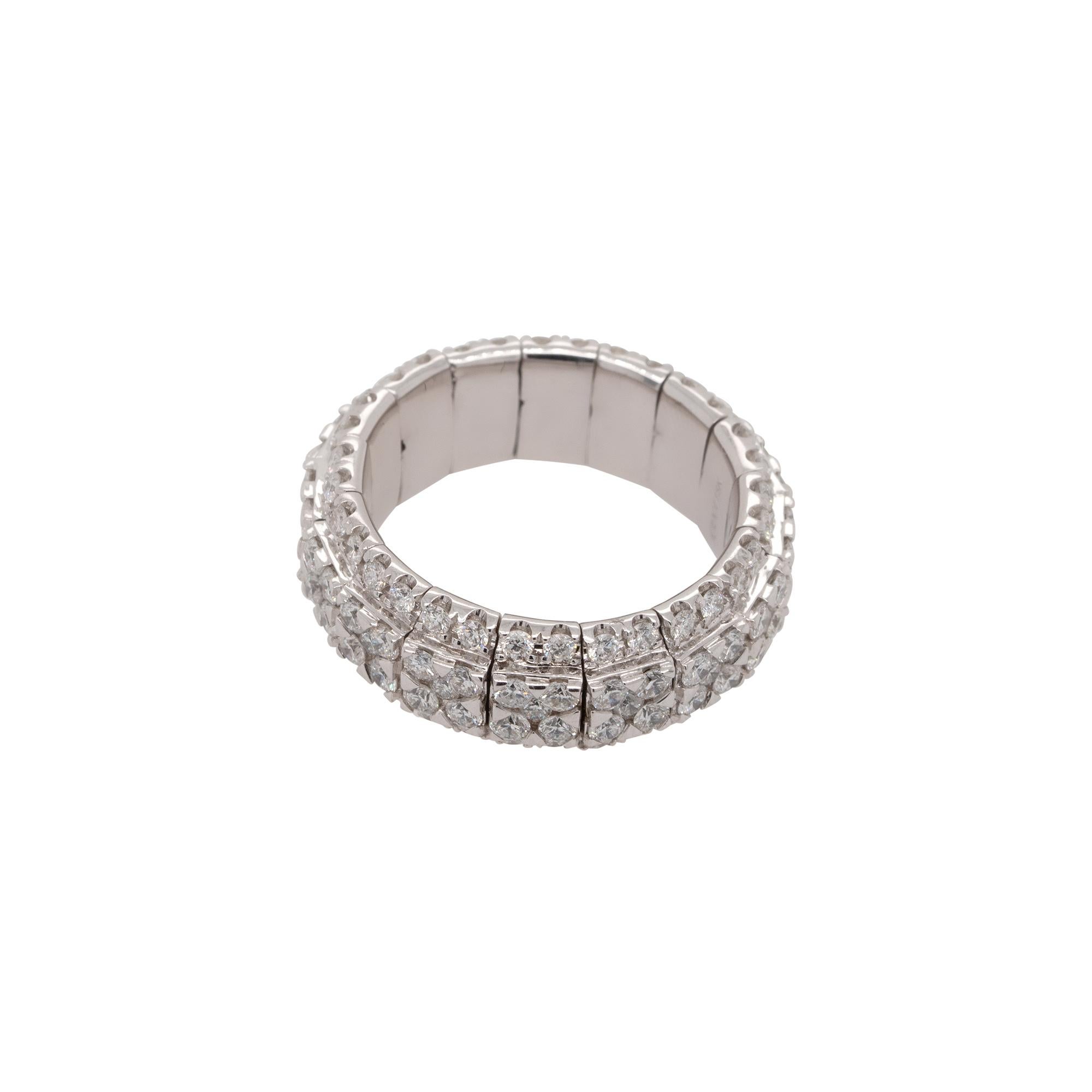 Women's 2.87 Carat Diamond Pave Stretchable Wide Ring 18 Karat in Stock For Sale