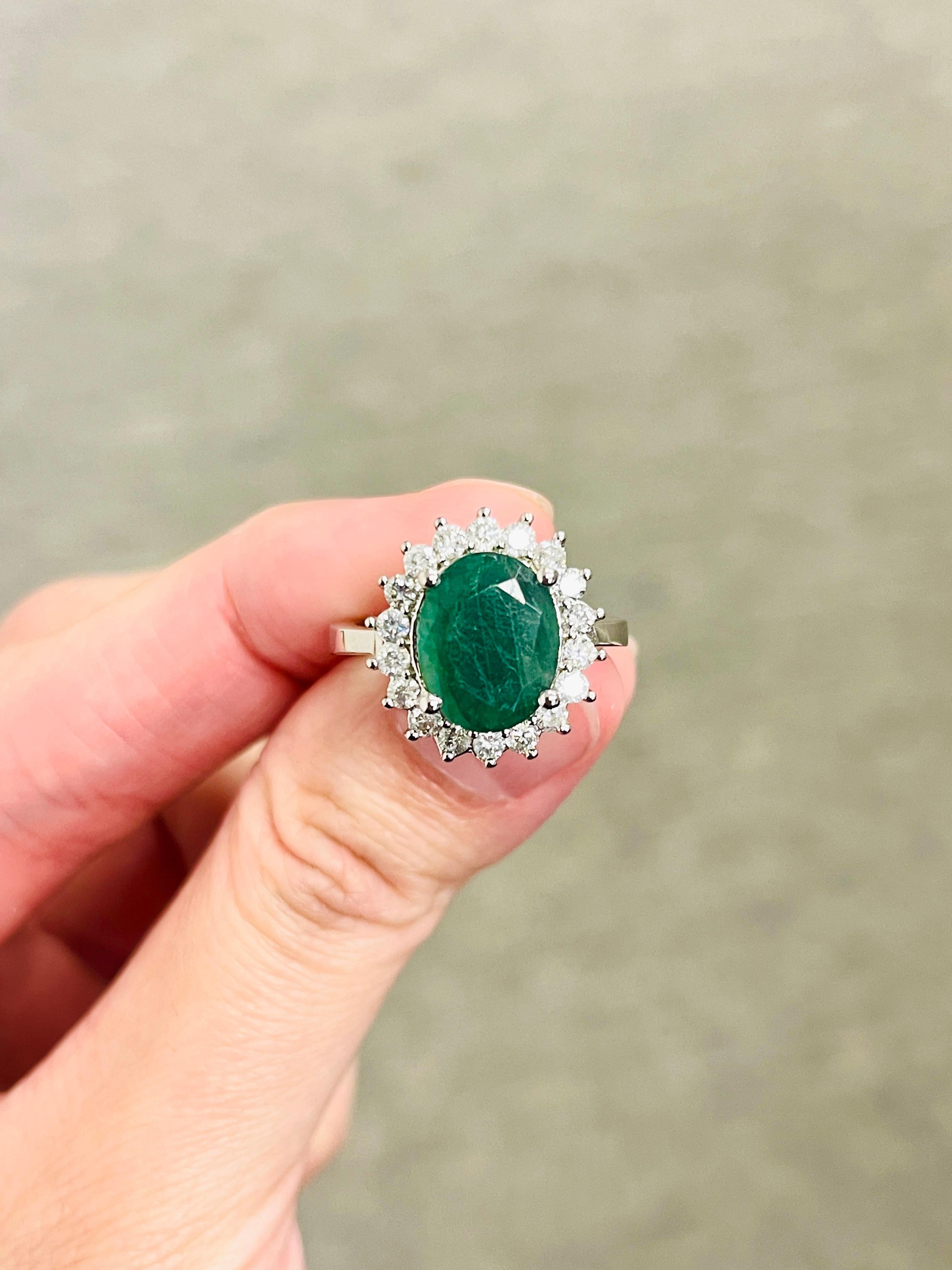 Anillo de oro blanco de 14 quilates con diamante natural esmeralda de 3,62 quilates 3