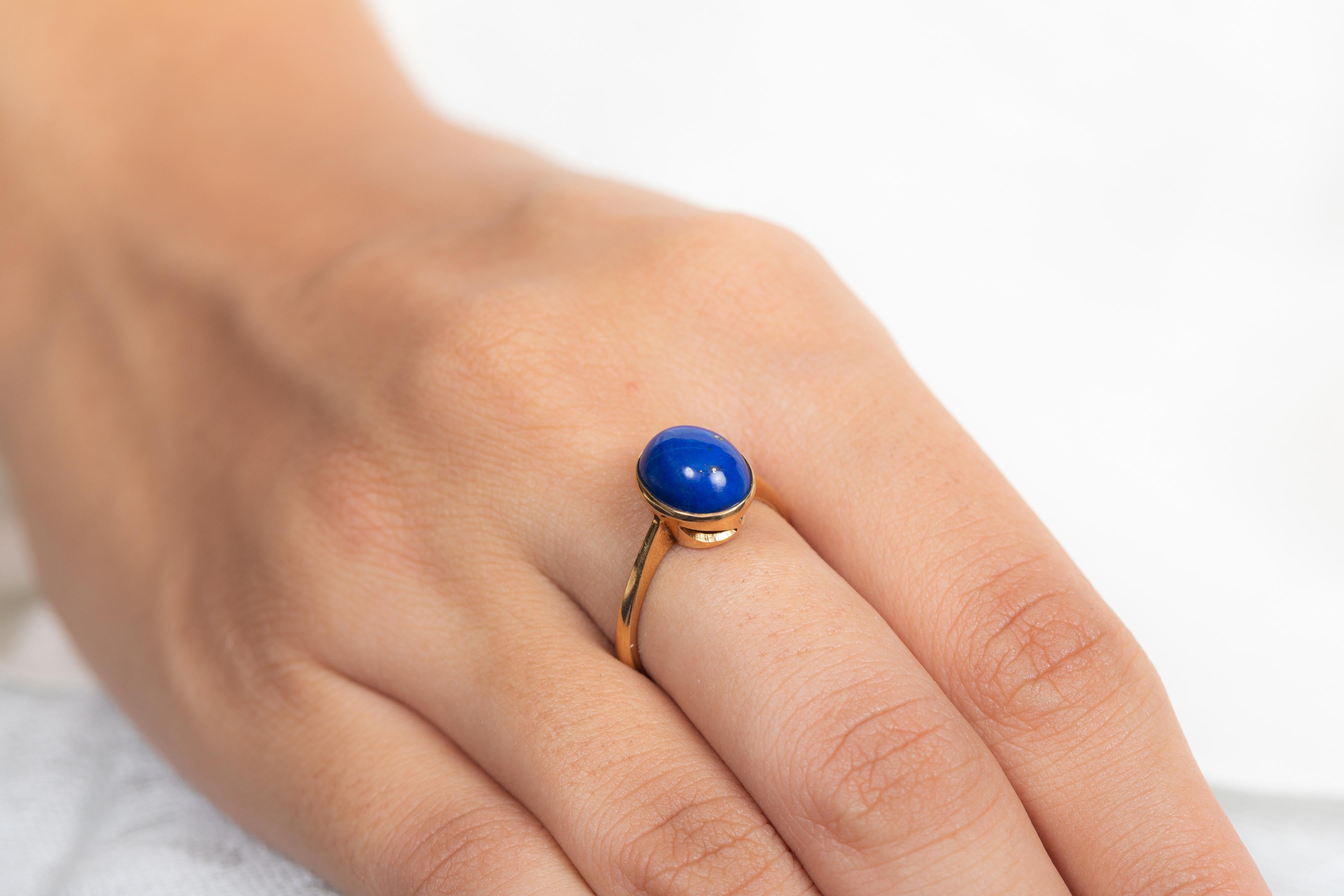 En vente :  Bague solitaire en or jaune 18 carats et lapis-lazuli de 2,87 carats  4