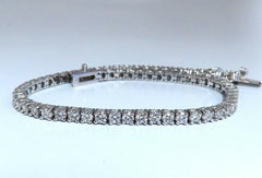 Pulsera tipo «tenis» con diamantes naturales de 2,87 quilates, de oro de 14 quilates, modelo Classic Riviera*