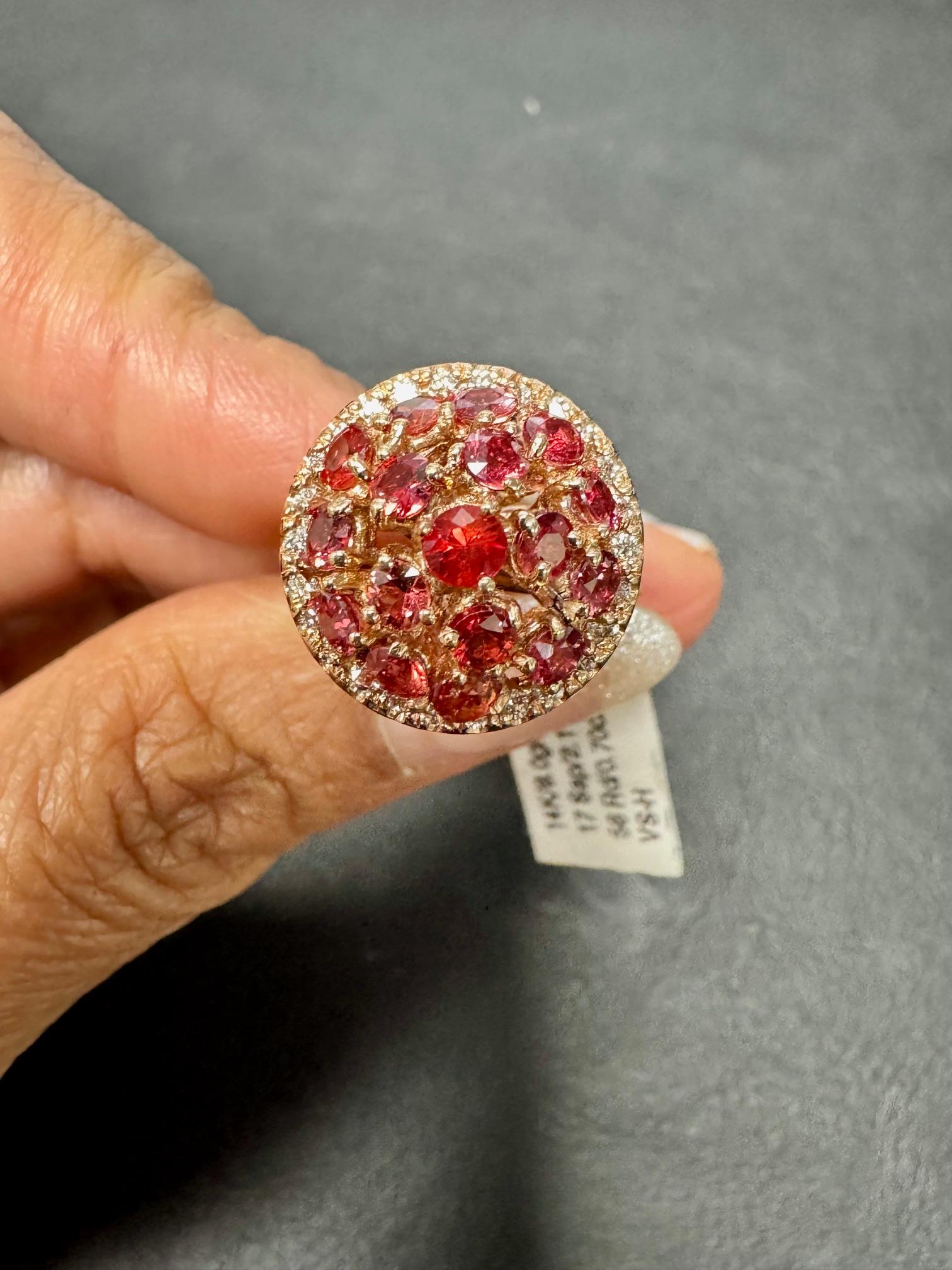 Anello da cocktail in oro rosa con zaffiro rosso naturale e diamante naturale da 2,87 carati in vendita 4