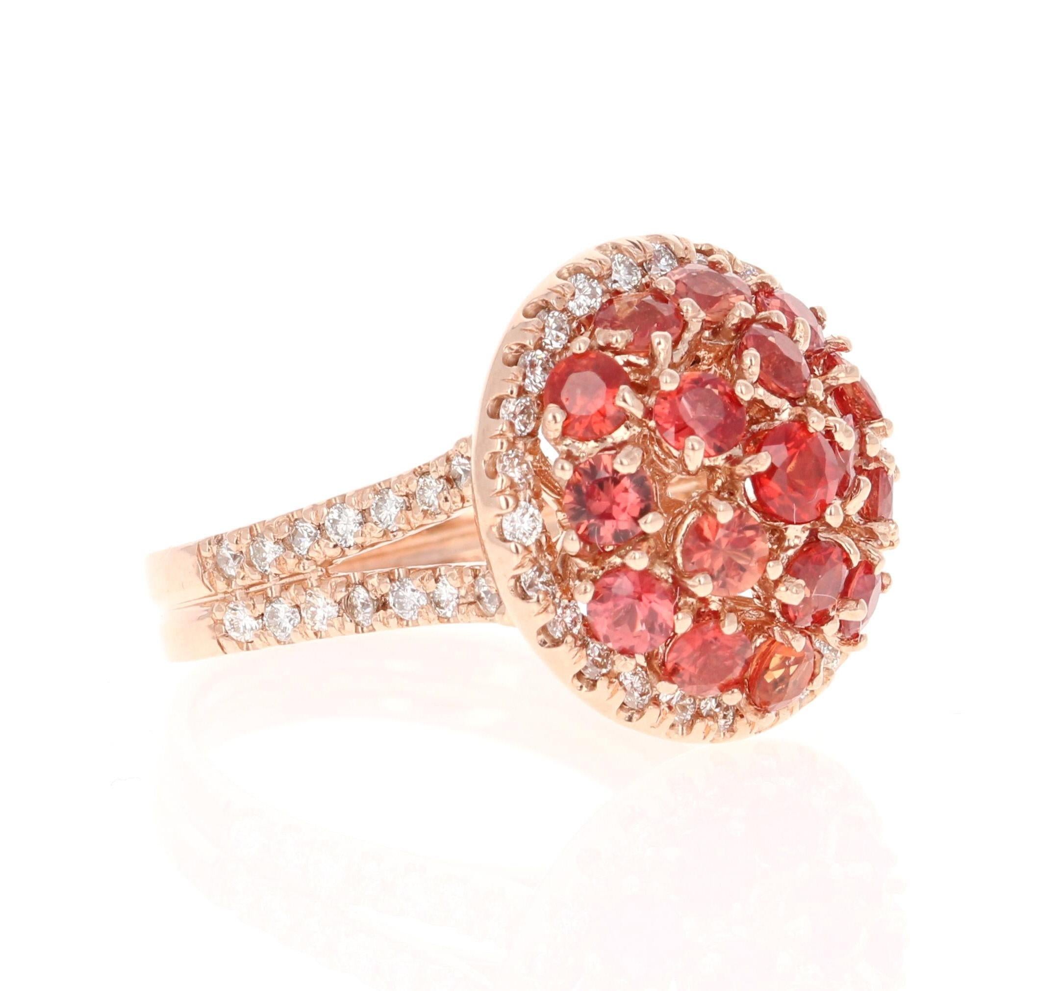 Anello da cocktail in oro rosa con zaffiro rosso naturale e diamante naturale da 2,87 carati

Questo bellissimo anello ha zaffiri rossi naturali di taglio rotondo che pesano 2.17 carati. Ha 58 diamanti naturali a taglio rotondo che pesano 0,70