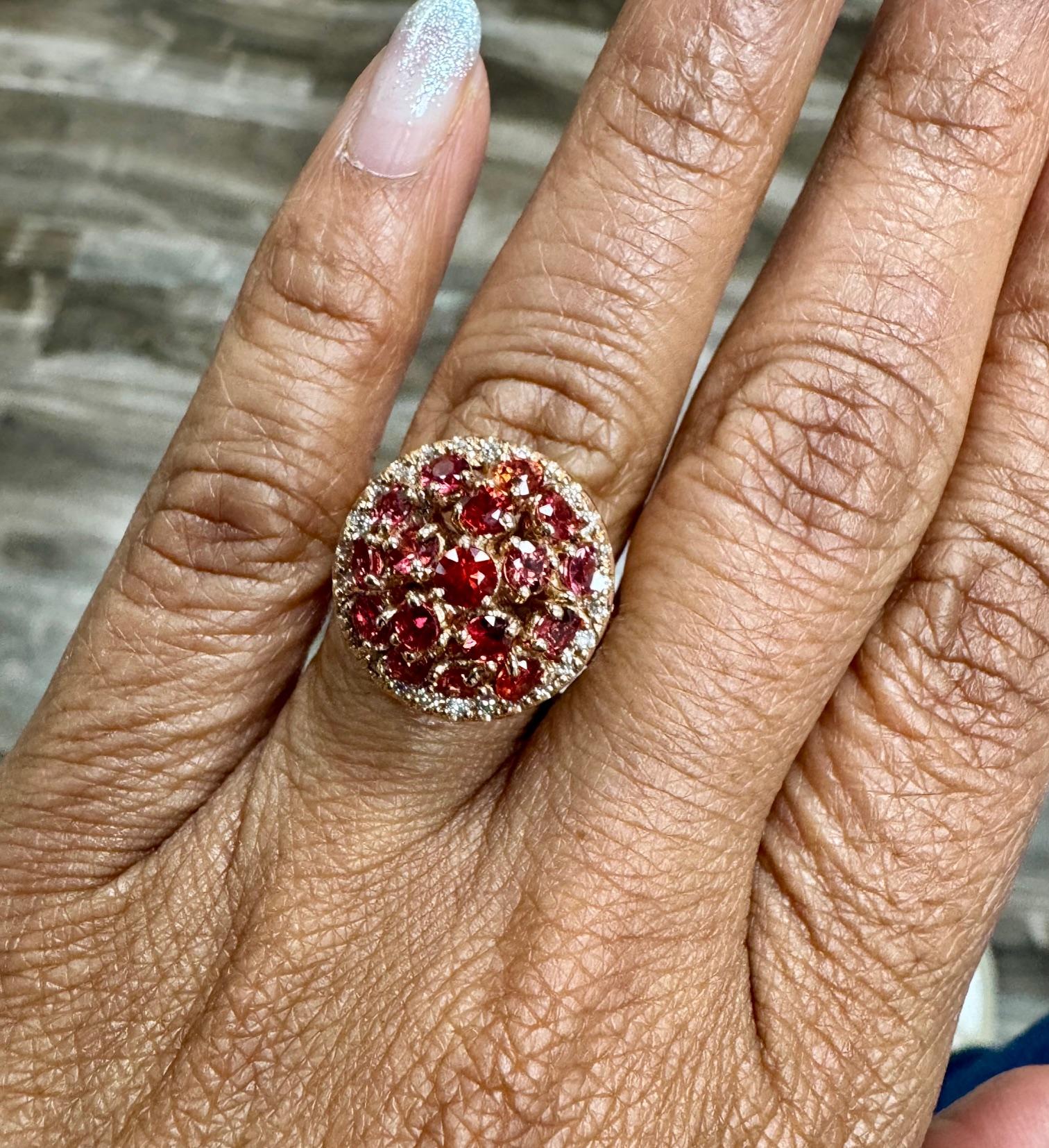 Anello da cocktail in oro rosa con zaffiro rosso naturale e diamante naturale da 2,87 carati in vendita 2