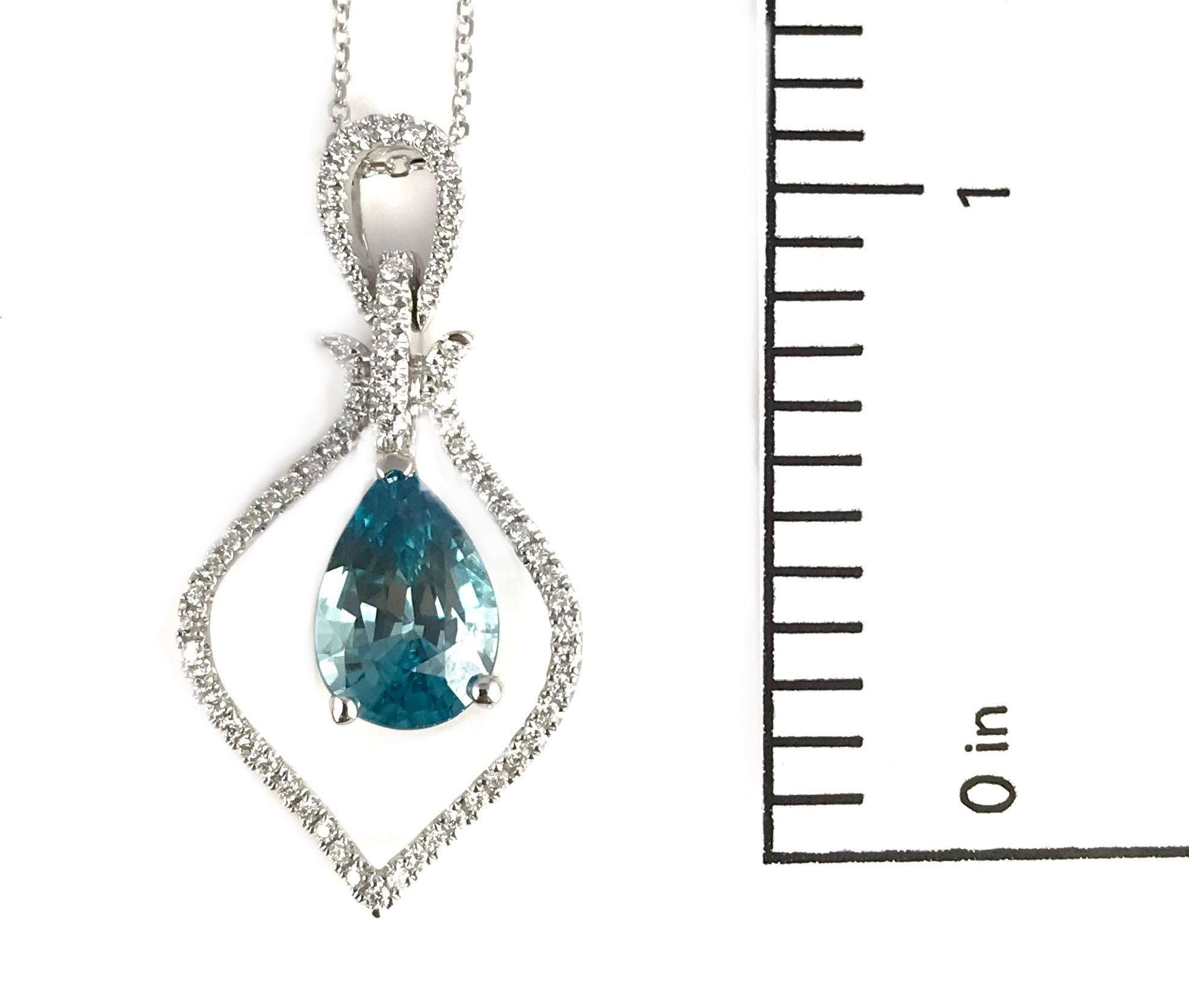 Pear Cut 2.87 Carat Dangle Pear Shaped Blue Zircon and 0.24 Carat Diamond Pendant ref1862 For Sale