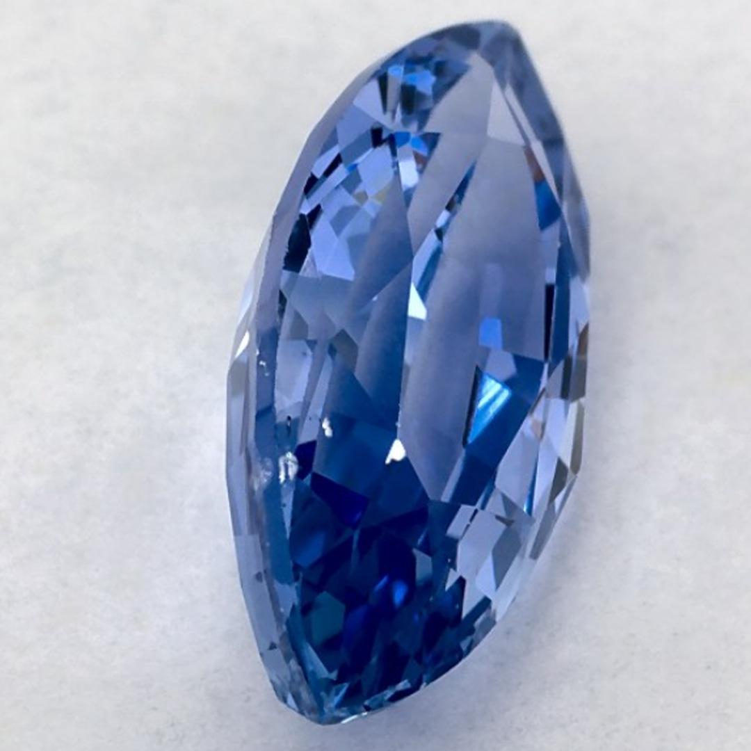 Gema suelta de zafiro azul marquesa de 2.87 qt en venta 2