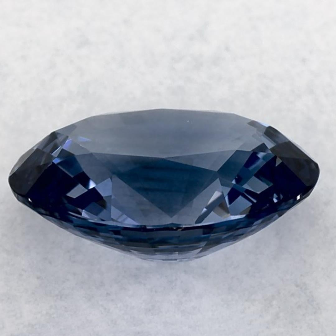 2.87 qt Zafiro Azul Oval Gema Suelta en Nuevo estado para la venta en Fort Lee, NJ