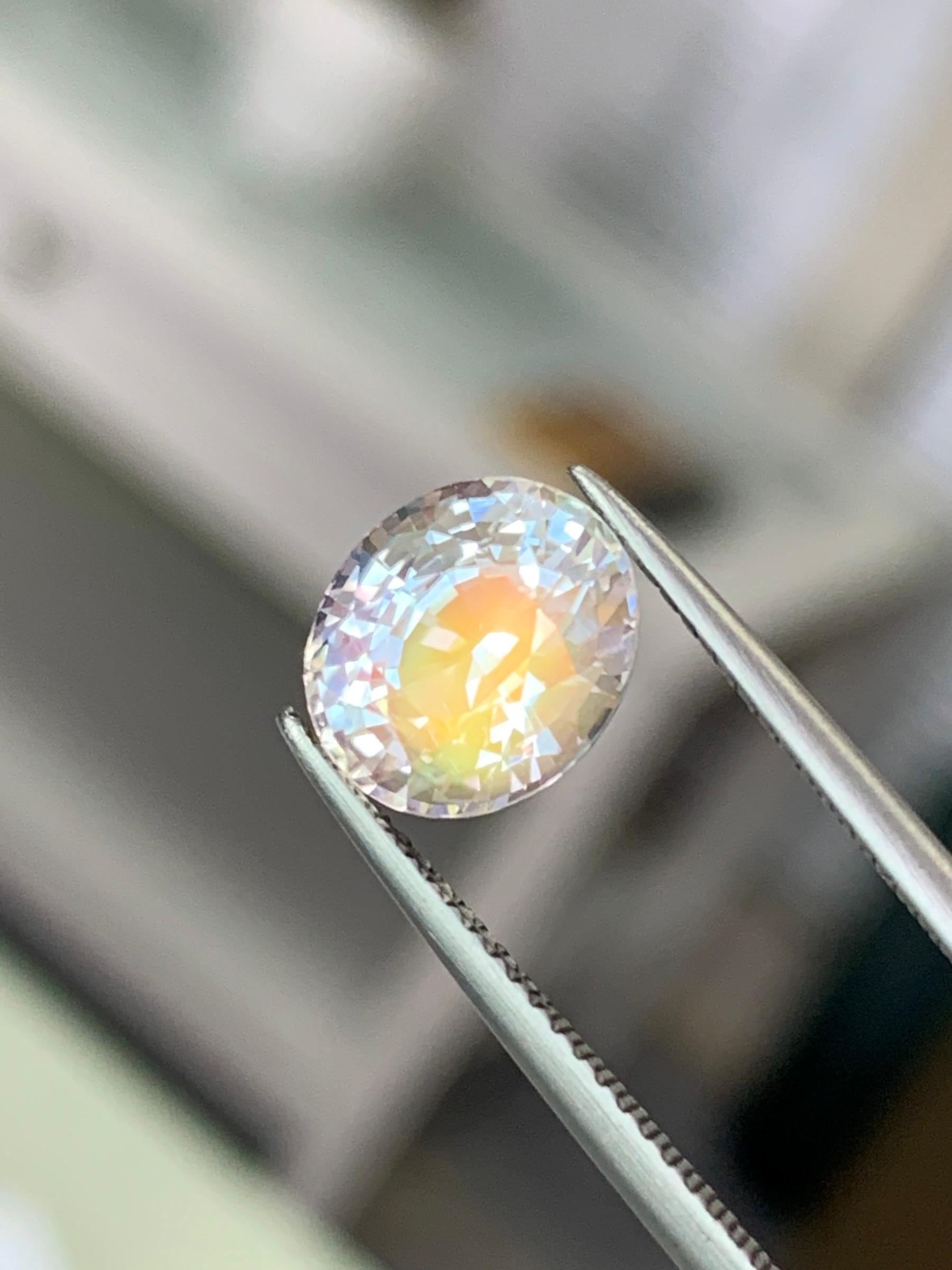 2.87 Cts Burma Certified Fine Grade Natural Feldspar Moonstone Amazing Rainbow For Sale 1