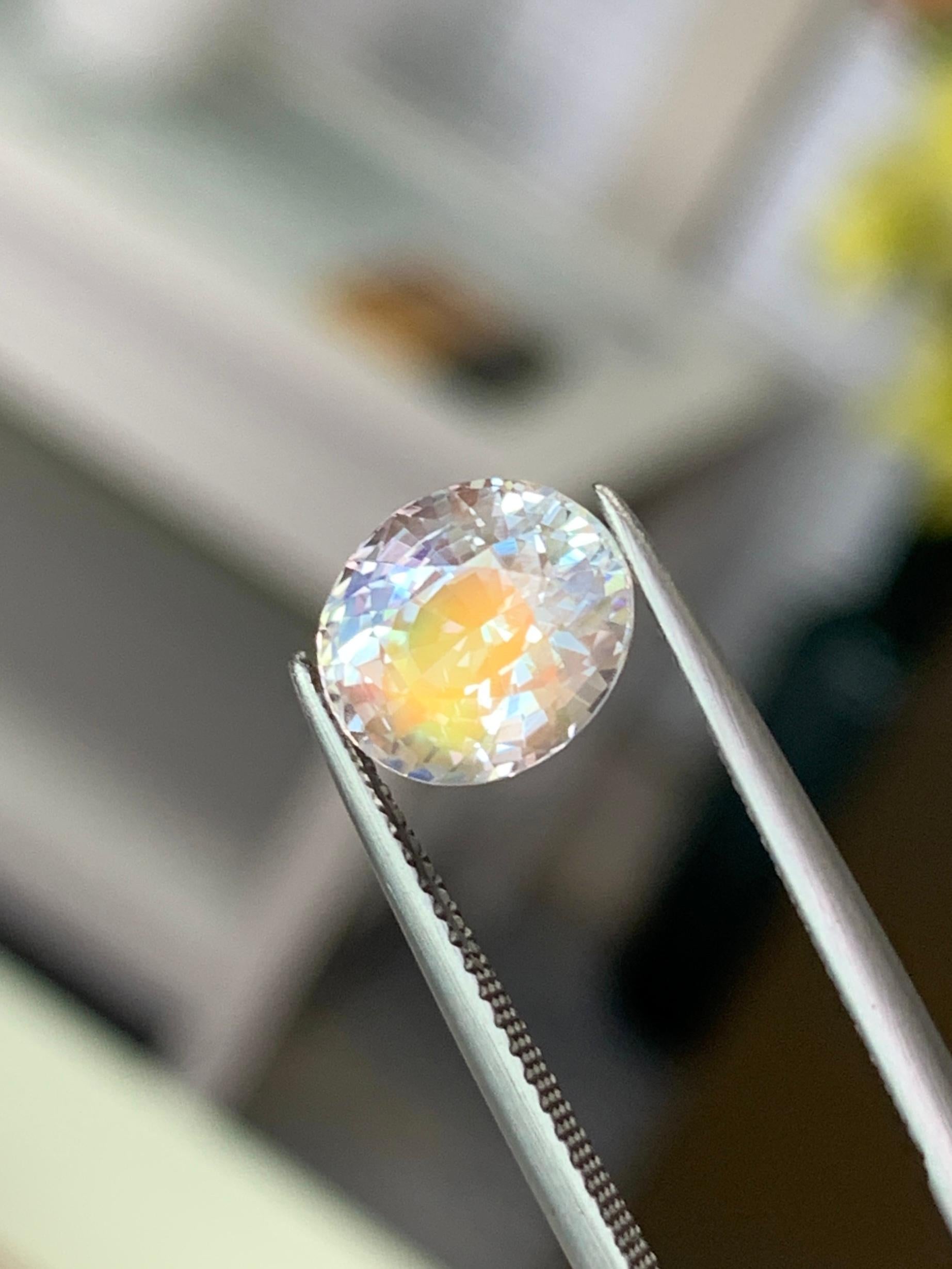 2.87 Cts Burma Certified Fine Grade Natural Feldspar Moonstone Amazing Rainbow For Sale 2