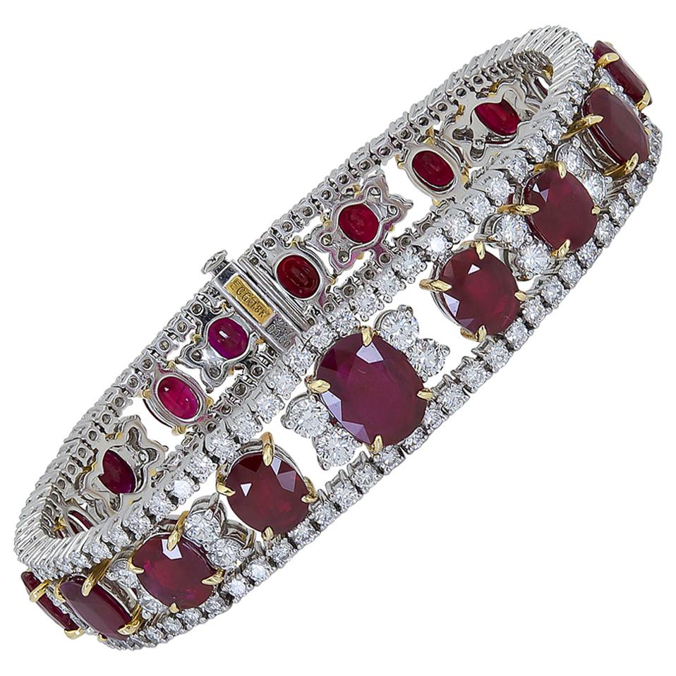 Bracelet en rubis de Birmanie et diamants de 28,70 carats en vente