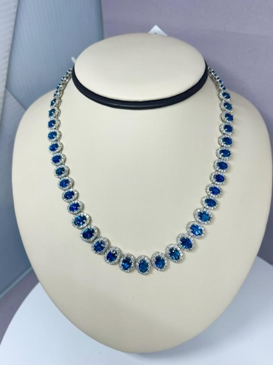 Oval Cut 37.96 ct Natural Sapphire & Diamond Necklace For Sale