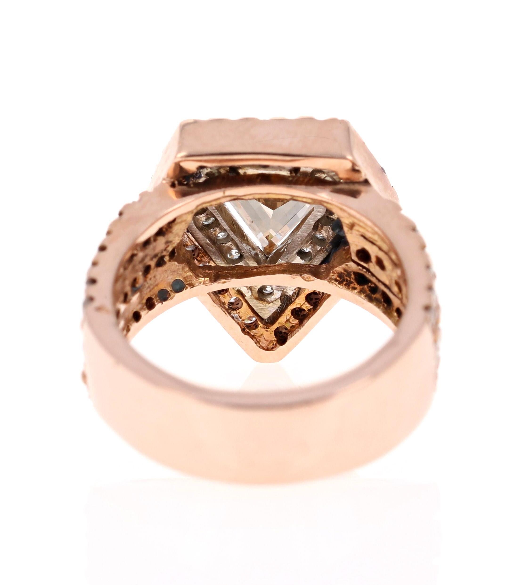 Taille trillion Bague de fiançailles en or rose 14 carats avec diamant brun fantaisie naturel de 2,88 carats en vente
