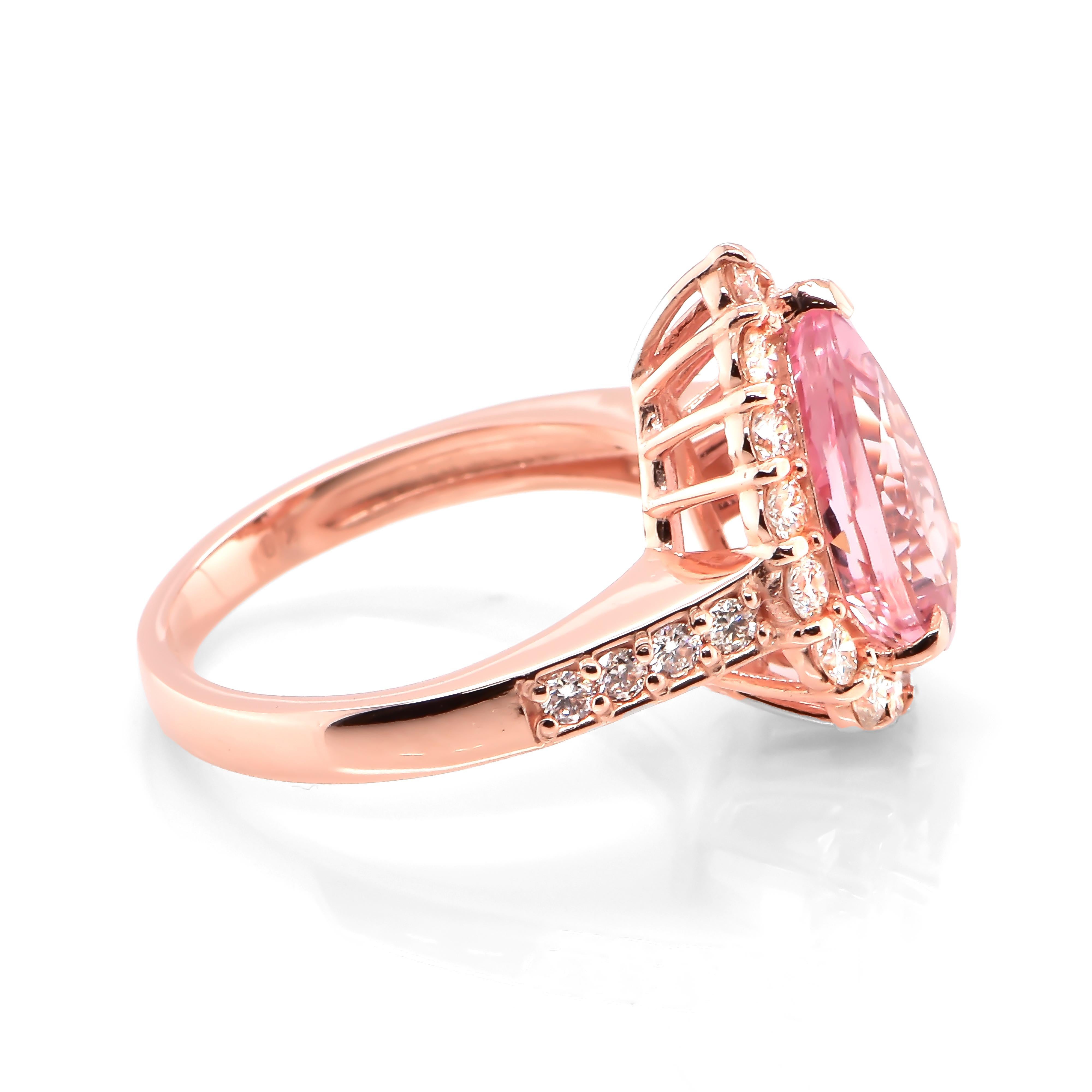 Pear Cut 2.88 Carat Natural 'Sakura Pink' Morganite and Diamond Ring Set in 18K Rose Gold For Sale
