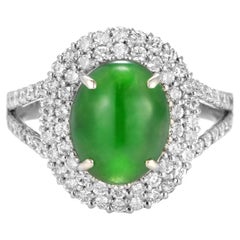 Anillo de Jade Natural Tipo A y Diamantes en Platino de 2.88 Quilates