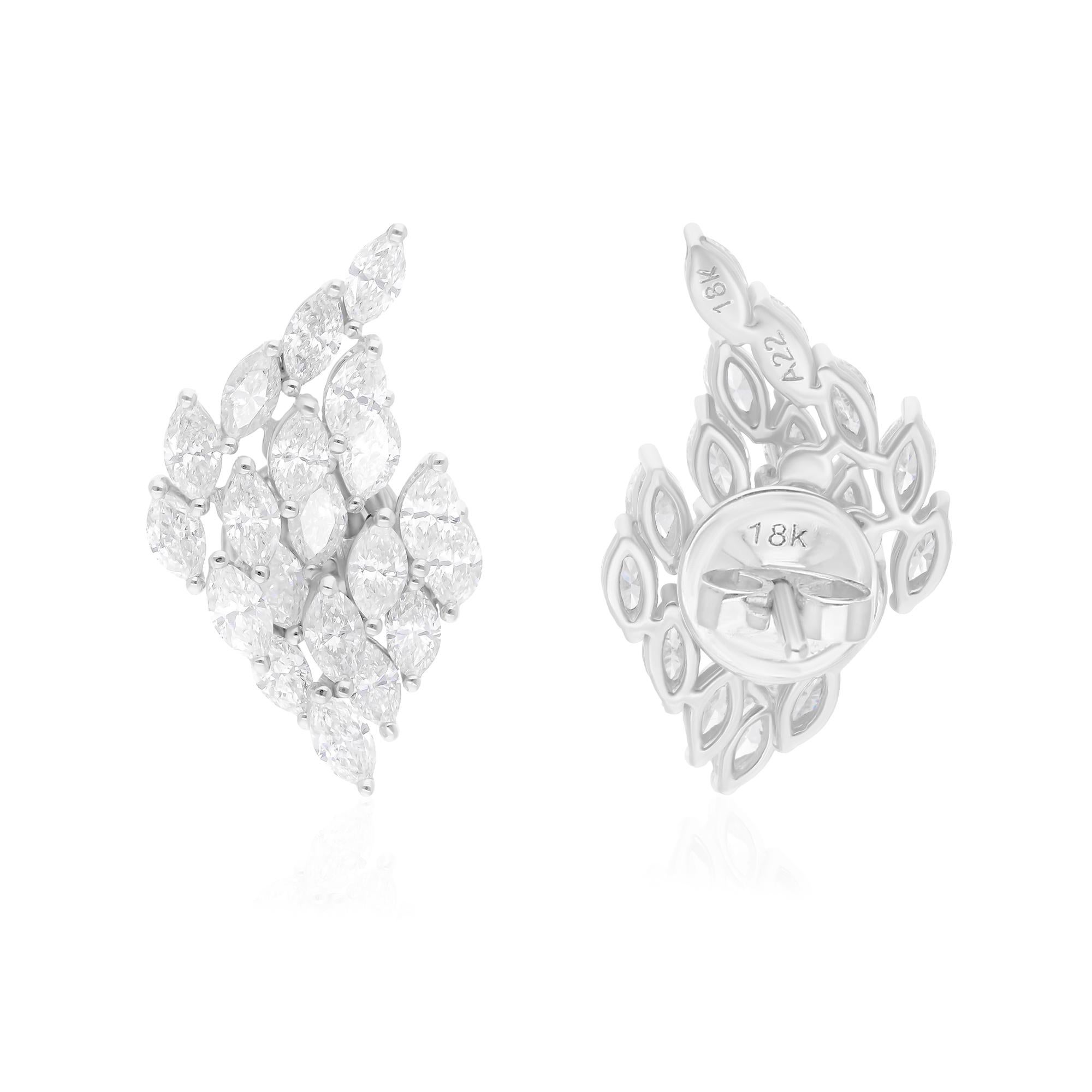Diese exquisiten Ohrringe sind aus 18-karätigem Gold gegossen und mit 4,46 Karat Rubin und 1,16 Karat funkelnden Diamanten besetzt.

FOLLOW SPECTRUM JEWELS Storefront, um die neueste Collection'S und exklusive Stücke zu sehen. Spectrum Jewels ist