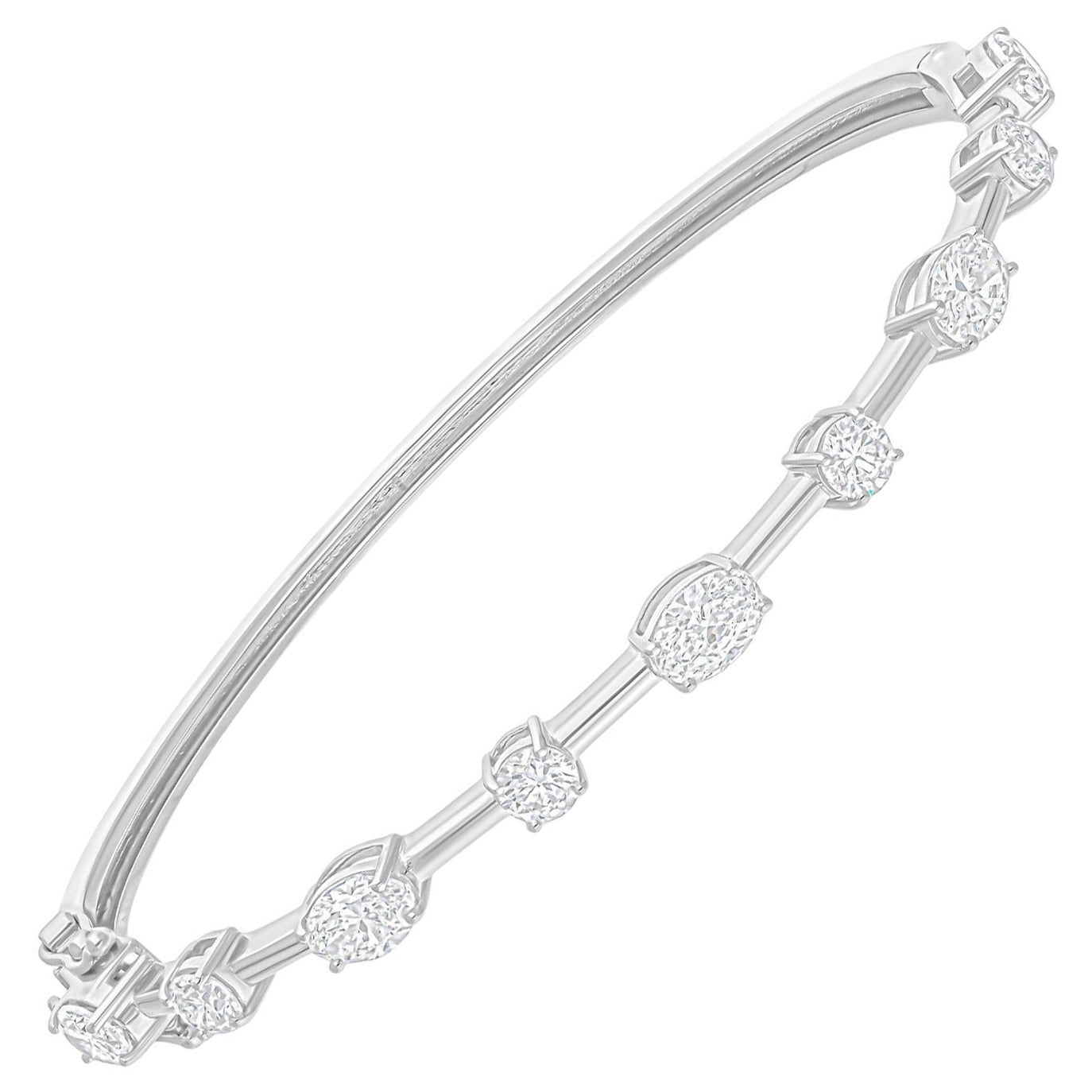 2.88 Carat SI/HI Multi Shape Diamond Sleek Bracelet 14 Karat White Gold Jewelry