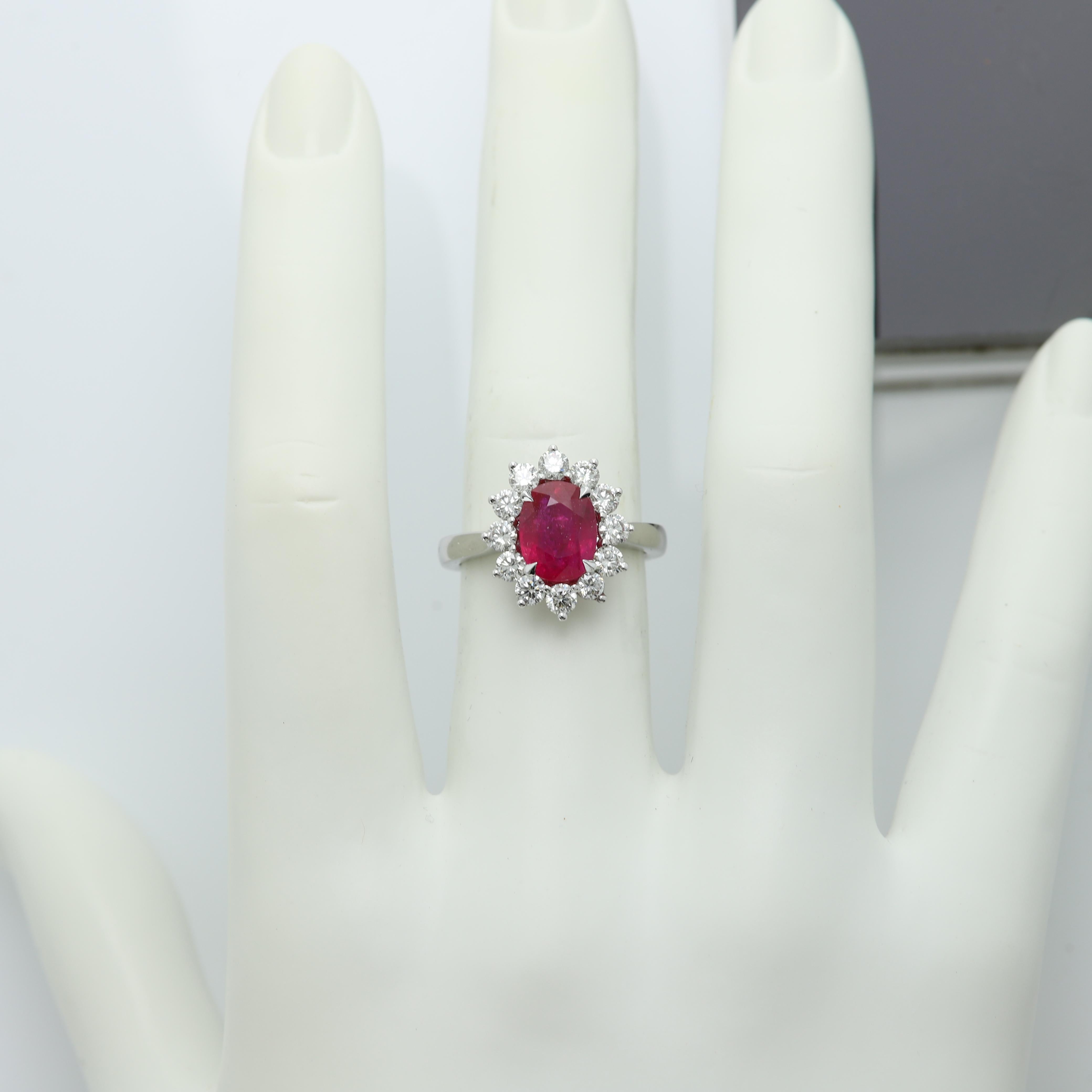 2.88 Ct Ruby Diana Style Ring 18 Karat White Gold Oval Ruby & Diamonds Ring In New Condition For Sale In Brooklyn, NY